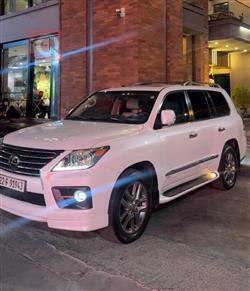 Lexus LX